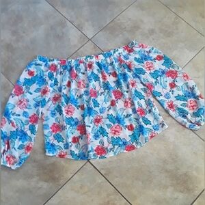 Forever 21. Off Shoulder Top. Size: 1X.